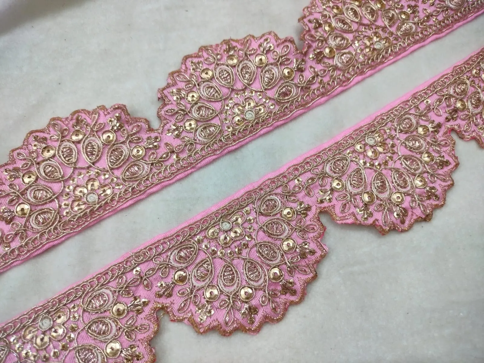 Light Pink Scalloped Zari Trim